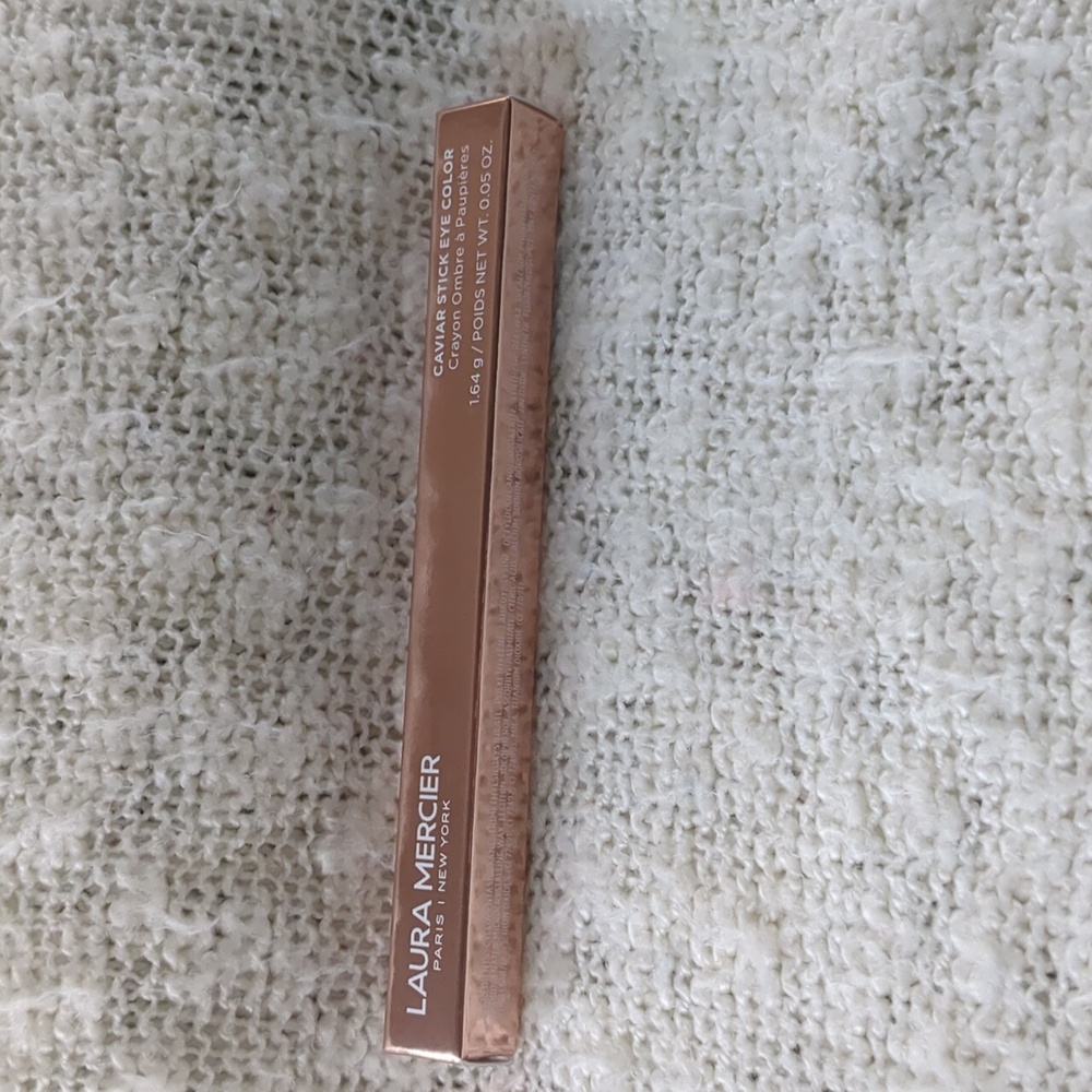 laura mercier RoseGlow Caviar Stick Eye Shadow in Forbidden Rose, 1.64g/… - Picture 3 of 9